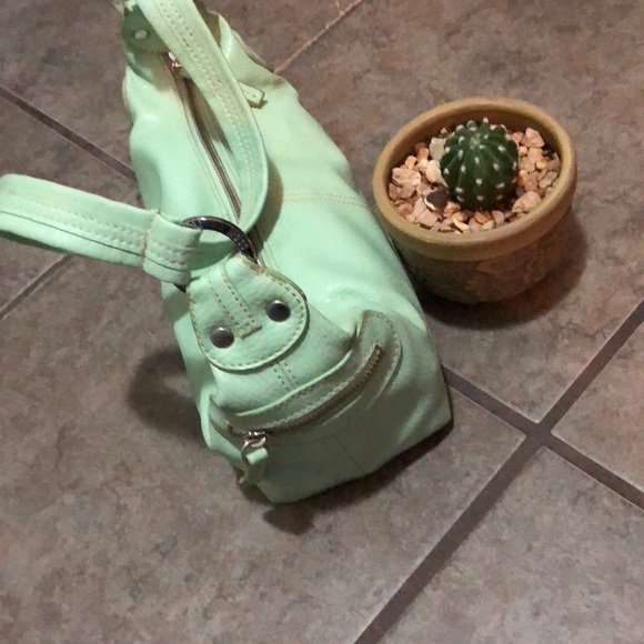 Sea foam green purse - Picture 4 of 5
